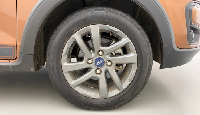 2019 Ford FREESTYLE TITANIUM PLUS 1.2 PETROL, Petrol, Manual, 22,677 km, Right Front Wheel