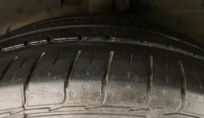 2019 Ford FREESTYLE TITANIUM PLUS 1.2 PETROL, Petrol, Manual, 22,677 km, Left Front Tyre Tread