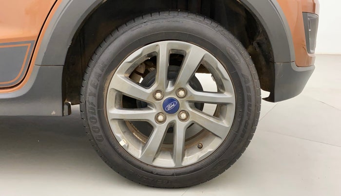 2019 Ford FREESTYLE TITANIUM PLUS 1.2 PETROL, Petrol, Manual, 22,677 km, Left Rear Wheel