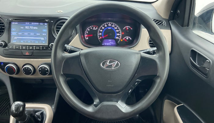 2017 Hyundai Grand i10 prime T+ 1.1 CRDI, Diesel, Manual, 81,624 km, Steering Wheel Close Up