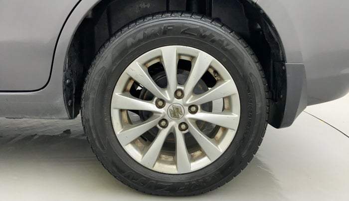2015 Maruti Ertiga ZDI, Diesel, Manual, 55,234 km, Left Rear Wheel