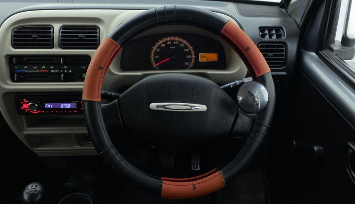 2017 Maruti Eeco 5 STR WITH AC PLUSHTR, Petrol, Manual, 18,722 km, Steering Wheel Close Up