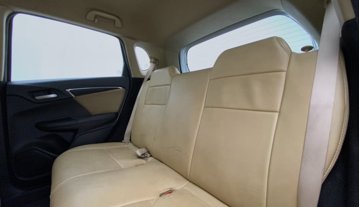 2017 Honda Jazz 1.2 V MT, Petrol, Manual, 55,453 km, Right Side Rear Door Cabin