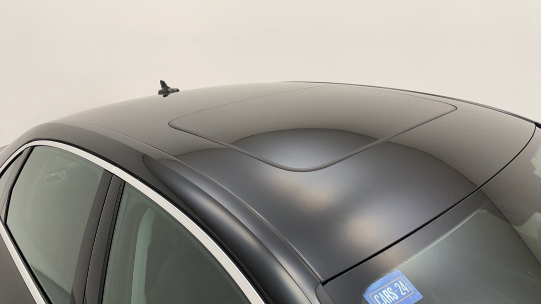 2019 Audi A4 1.4 Tfsi S Tronic S Line, Automatic, 29460 km, Roof/Sunroof View