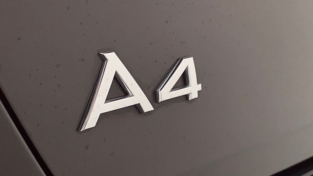 2019 Audi A4 1.4 Tfsi S Tronic S Line, Automatic, 29460 km, Badge (Boot Left Side)