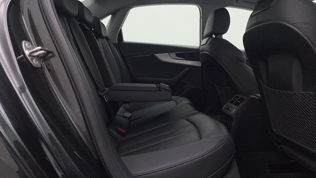 2019 Audi A4 1.4 Tfsi S Tronic S Line, Automatic, 29460 km, Right Side Rear Door Cabin View