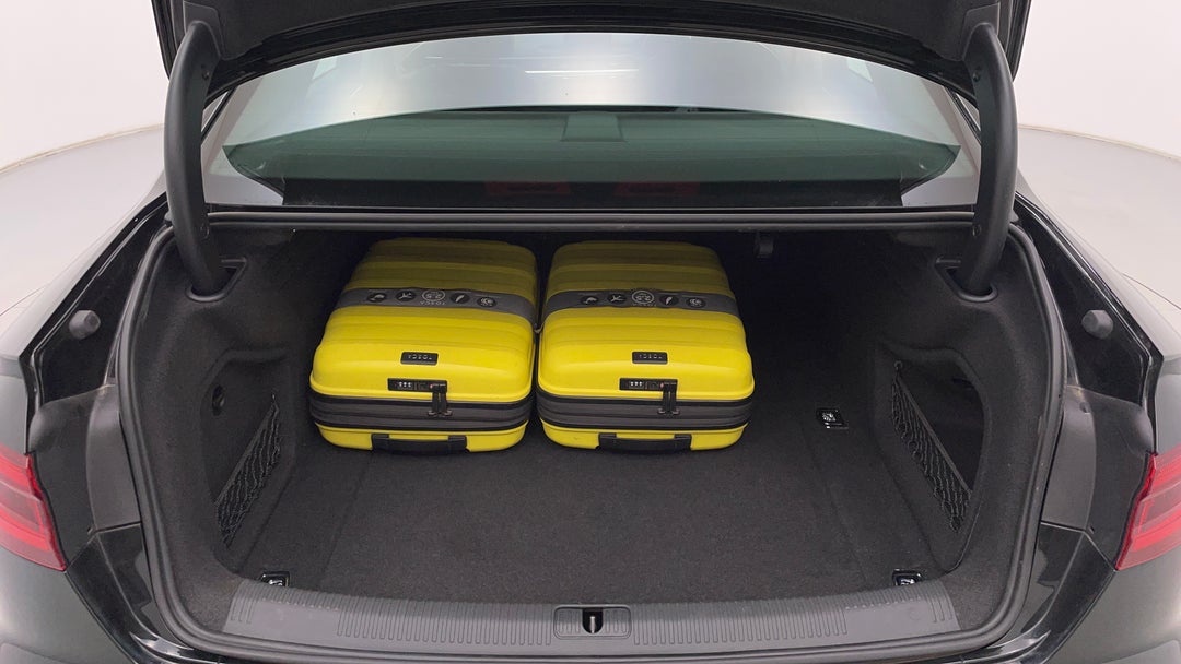 2019 Audi A4 1.4 Tfsi S Tronic S Line, Automatic, 29460 km, Boot Inside View with Luggage