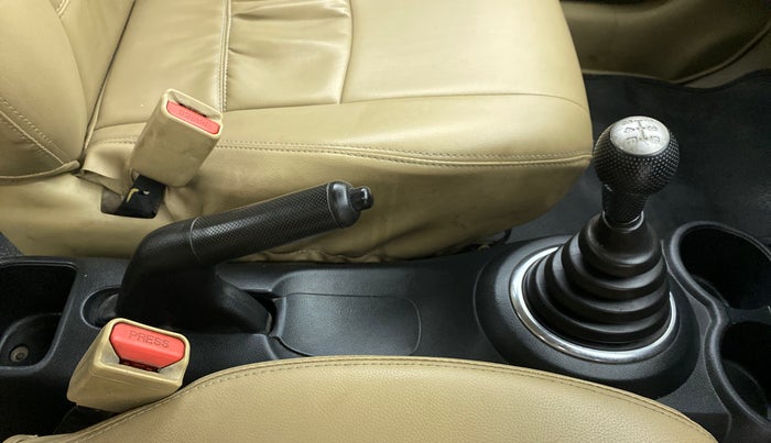 2015 Honda Amaze 1.5 SMT I DTEC, Diesel, Manual, 62,149 km, Gear Lever