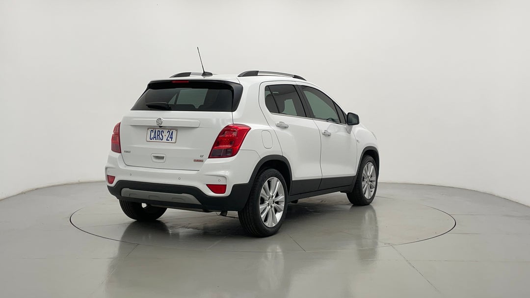 Right Back Diagonal (45- Degree) View