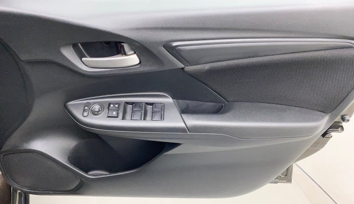 2018 Honda WR-V 1.2L I-VTEC S MT, Petrol, Manual, 26,999 km, Driver Side Door Panels Control