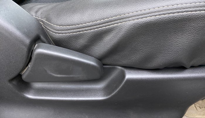 2018 Datsun Redi Go 1.0 T(O) AT, Petrol, Automatic, 32,215 km, Driver Side Adjustment Panel