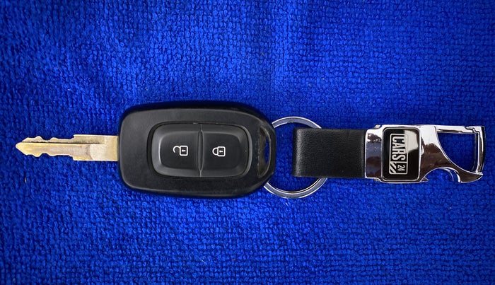 2018 Datsun Redi Go 1.0 T(O) AT, Petrol, Automatic, 32,215 km, Key Close Up