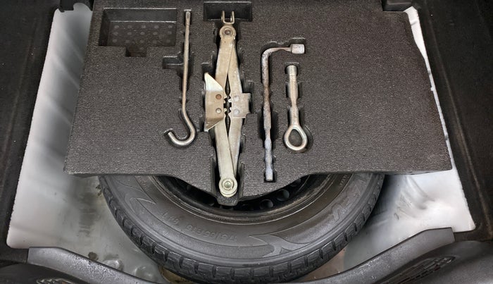 2017 Honda Jazz 1.2 V AT, Petrol, Automatic, 97,725 km, Spare Tyre