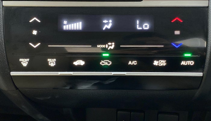 2017 Honda Jazz 1.2 V AT, Petrol, Automatic, 97,372 km, Automatic Climate Control