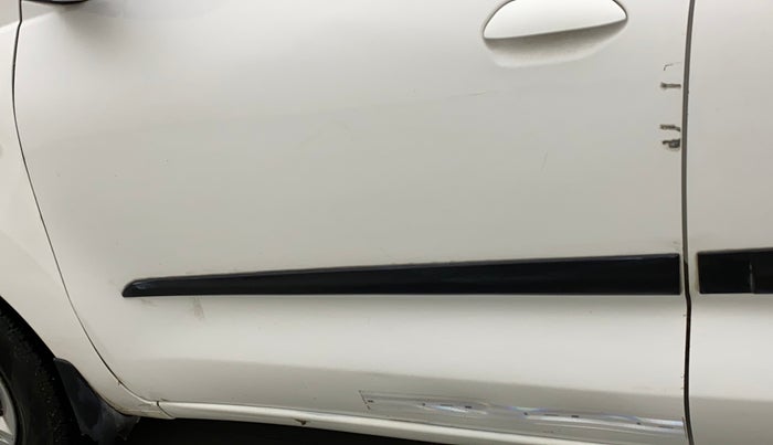 2019 Datsun Redi Go T (O), Petrol, Manual, 37,238 km, Front passenger door - Slightly dented