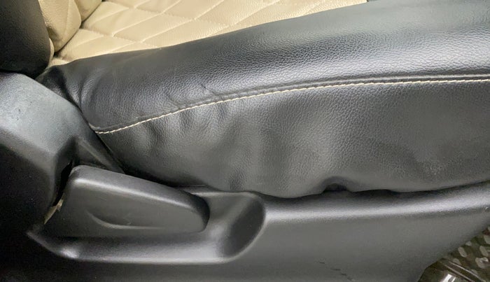 2019 Datsun Redi Go T (O), Petrol, Manual, 37,238 km, Driver Side Adjustment Panel