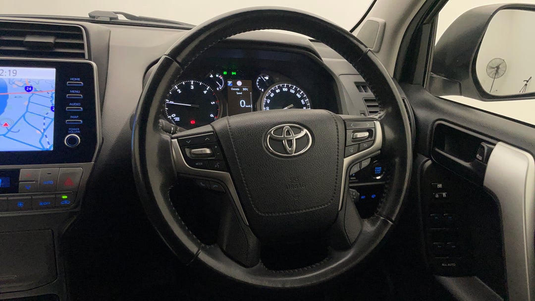 2020 Toyota Landcruiser Prado Gxl, Automatic, 111983 km, Steering Wheel Close-up