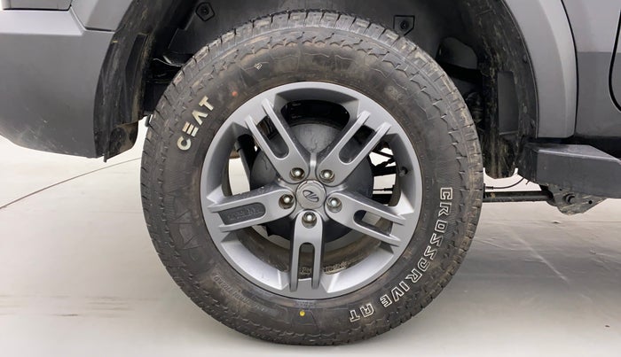 2022 Mahindra Thar LX HT PETROL 4WD MT, Petrol, Manual, 2,554 km, Right Rear Wheel