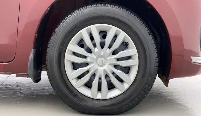 2017 Maruti Dzire VXI AMT, Petrol, Automatic, 20,305 km, Right Front Tyre