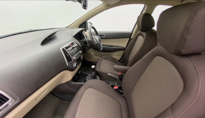 2013 Hyundai i20 ASTA 1.2, Petrol, Manual, 53,457 km, Right Side Front Door Cabin