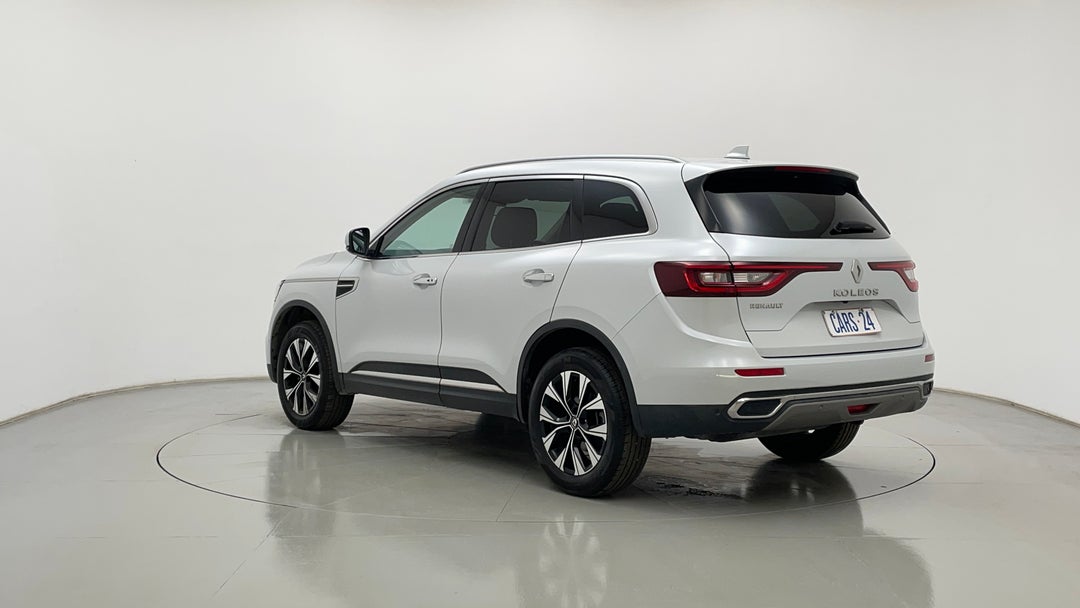 Left Back Diagonal (45- Degree) View