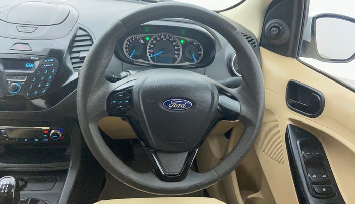 2017 Ford Figo Aspire 1.2 TITANIUM PETROL, Petrol, Manual, 34,784 km, Steering Wheel Close-up