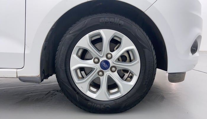 2017 Ford Figo Aspire 1.2 TITANIUM PETROL, Petrol, Manual, 34,784 km, Right Front Tyre