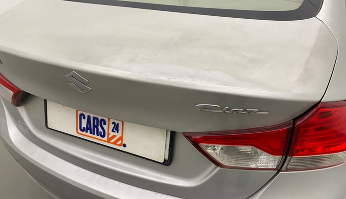2016 Maruti Ciaz VXI, Petrol, Manual, 60,351 km, Dicky (Boot door) - Paint has minor damage