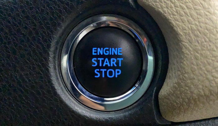 2015 Toyota Corolla Altis VL AT, Petrol, Automatic, 19,880 km, Keyless Start/ Stop Button