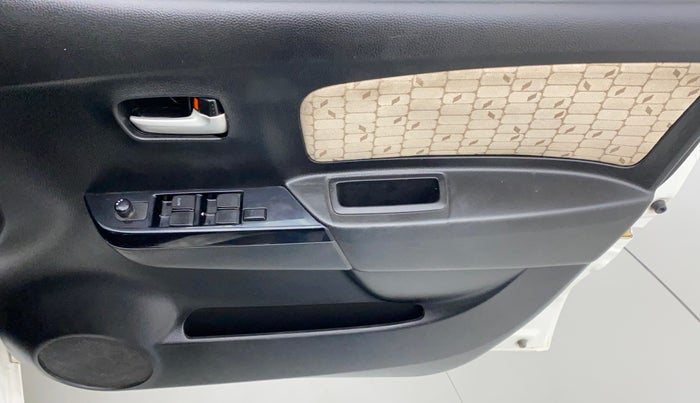 2017 Maruti Wagon R 1.0 VXI, Petrol, Manual, 85,474 km, Driver Side Door Panels Control