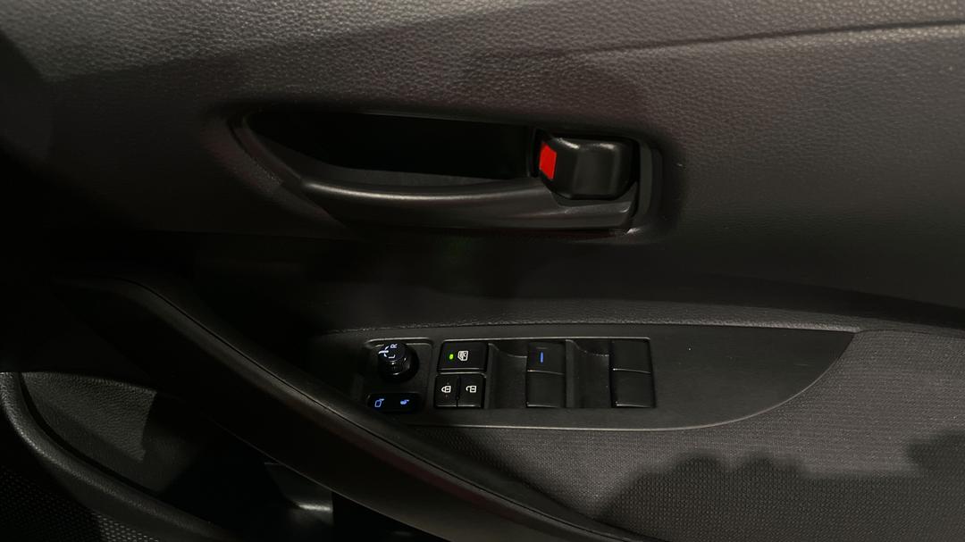 2021 Toyota Corolla Ascent Sport Hybrid, Automatic, 63910 km, Drivers Side Door Panel Controls