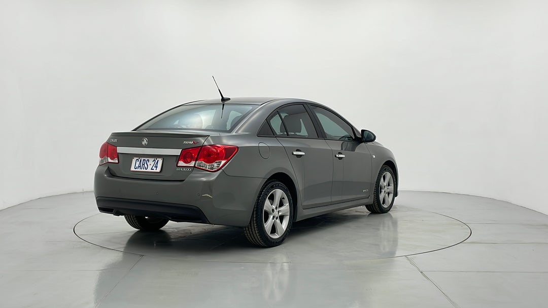 Right Back Diagonal (45- Degree) View