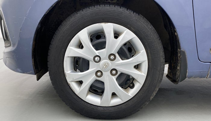 2015 Hyundai Grand i10 SPORTZ 1.2 KAPPA VTVT, Petrol, Manual, 24,093 km, Left Front Wheel