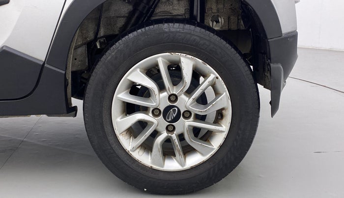2016 Mahindra Kuv100 K8 D 6 STR, Diesel, Manual, 45,071 km, Left Rear Wheel