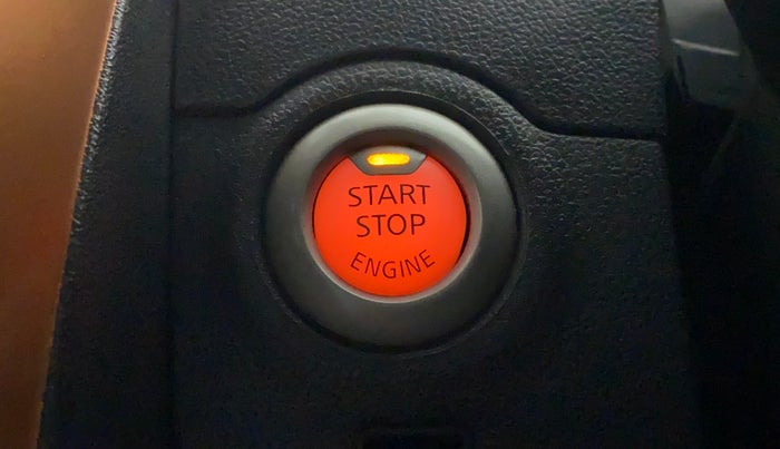 2017 Nissan Micra XV CVT, Petrol, Automatic, 21,480 km, Keyless Start/ Stop Button