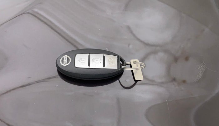 2017 Nissan Micra XV CVT, Petrol, Automatic, 21,480 km, Lock system - Keyless sensor not working