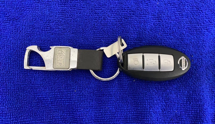 2017 Nissan Micra XV CVT, Petrol, Automatic, 21,480 km, Key Close Up