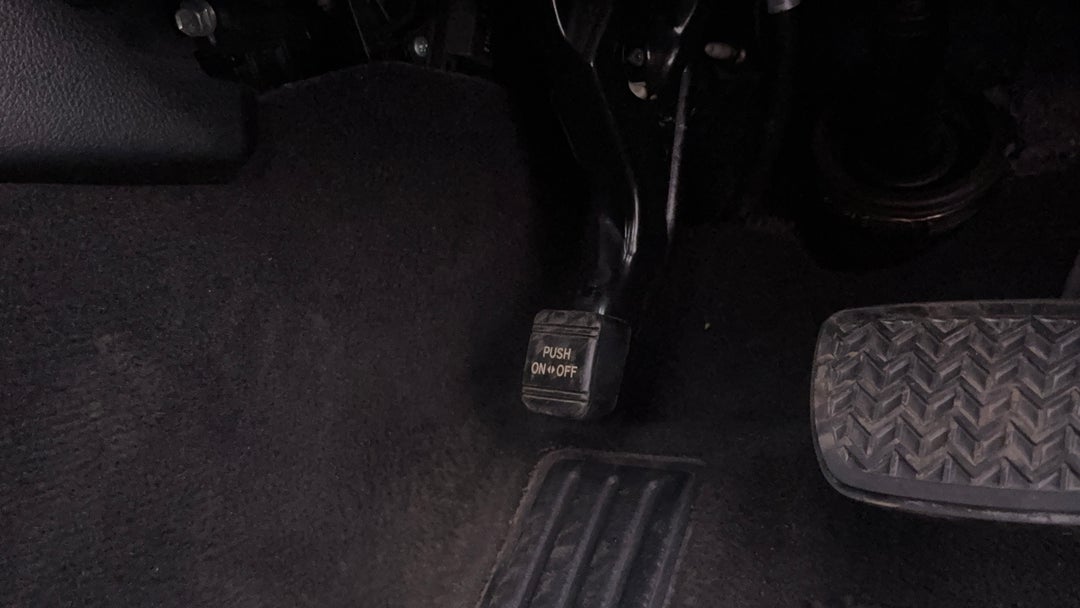 2013 Toyota Camry Altise, Automatic, 125483 km, Handbrake