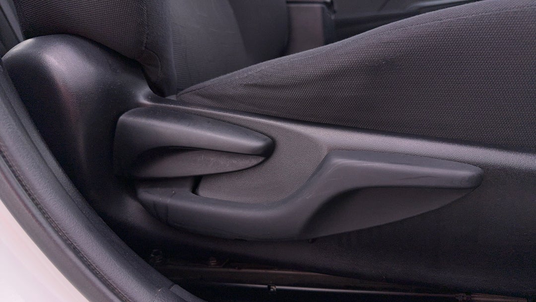 2013 Toyota Camry Altise, Automatic, 125483 km, Drivers Side Adjustment Panel