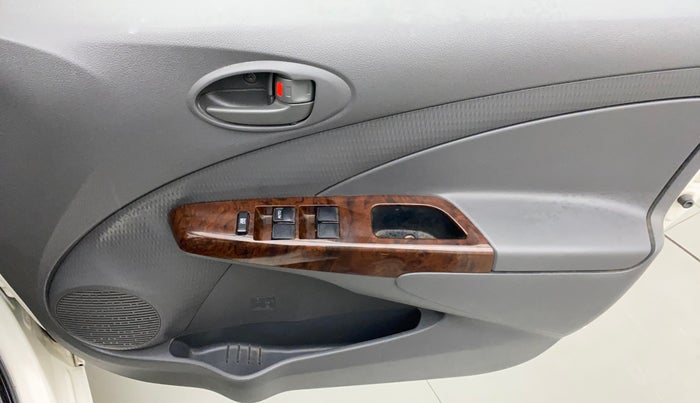 2013 Toyota Etios Liva G, Petrol, Manual, 16,850 km, Driver Side Door Panels Control