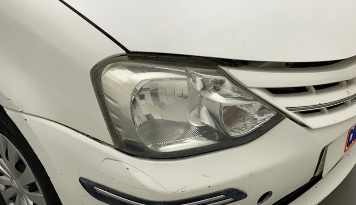 2013 Toyota Etios Liva G, Petrol, Manual, 16,850 km, Right headlight - Faded