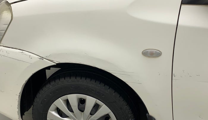 2013 Toyota Etios Liva G, Petrol, Manual, 16,850 km, Left fender - Slightly dented