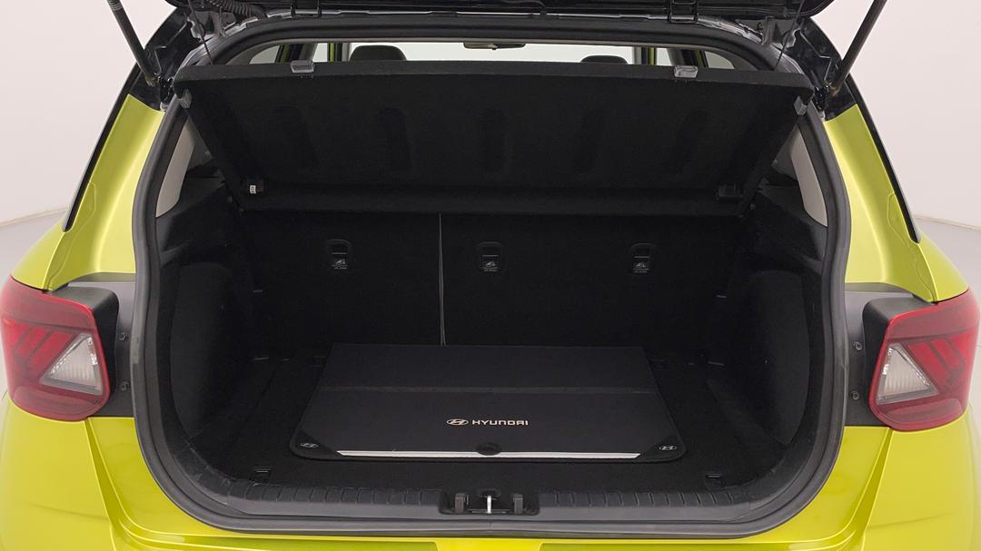 2020 Hyundai Venue Elite (black Interior), Automatic, 80103 km, Boot Inside View