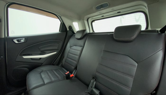 2015 Ford Ecosport 1.5 TITANIUMTDCI OPT, Diesel, Manual, 97,827 km, Right Side Rear Door Cabin
