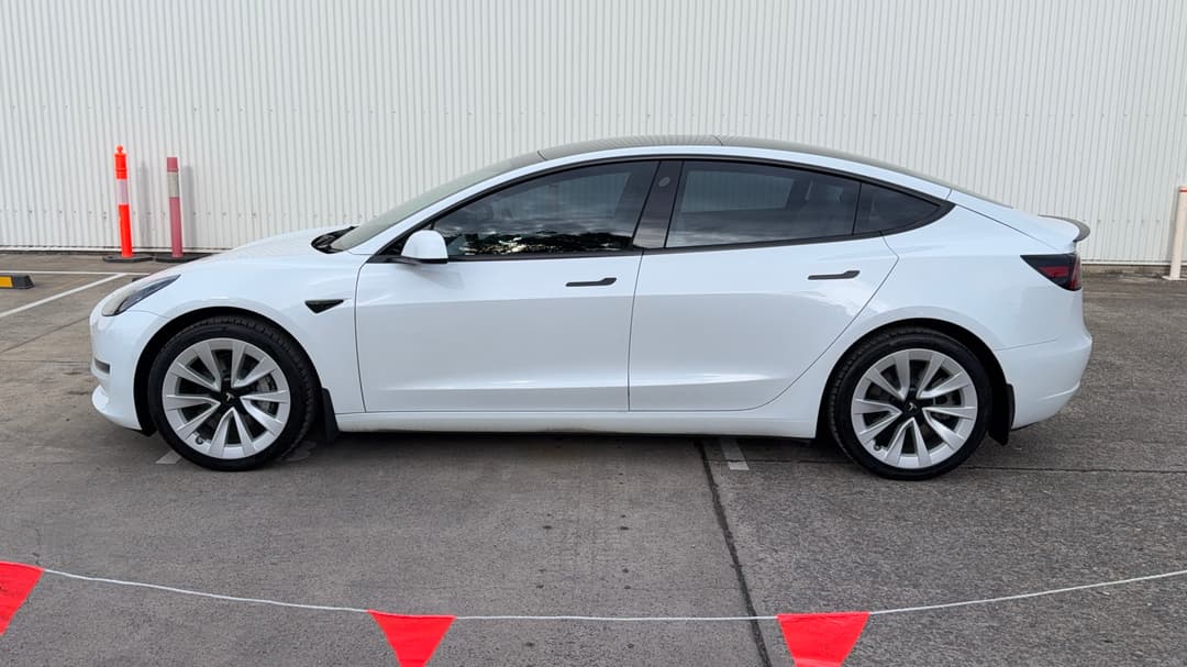 2023 Tesla Model 3 Long Range, Automatic, 16849 km, Left Side View