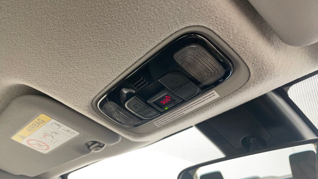 On-Roof Controls/Sunglass holder