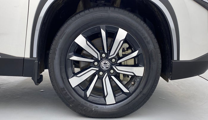 2020 MG HECTOR SHARP DCT PETROL, Petrol, Automatic, 23,356 km, Right Front Wheel