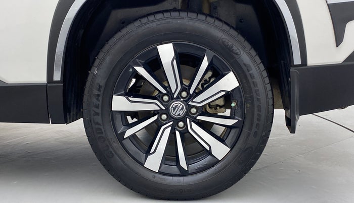 2020 MG HECTOR SHARP DCT PETROL, Petrol, Automatic, 23,356 km, Right Rear Wheel