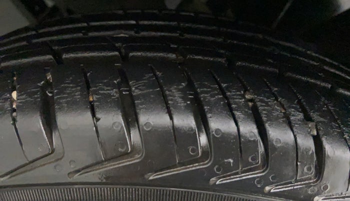 2017 Datsun Go T (O), Petrol, Manual, 12,480 km, Left Rear Tyre Tread