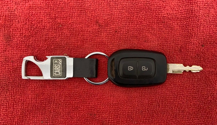 2017 Datsun Go T (O), Petrol, Manual, 12,480 km, Key Close Up